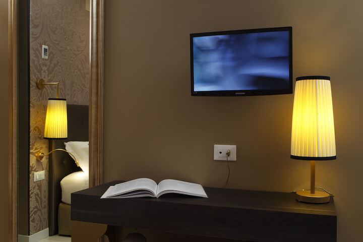 Room amenity