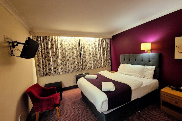 Room 18 of 64