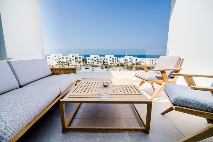 Terrace/Patio 187 of 196