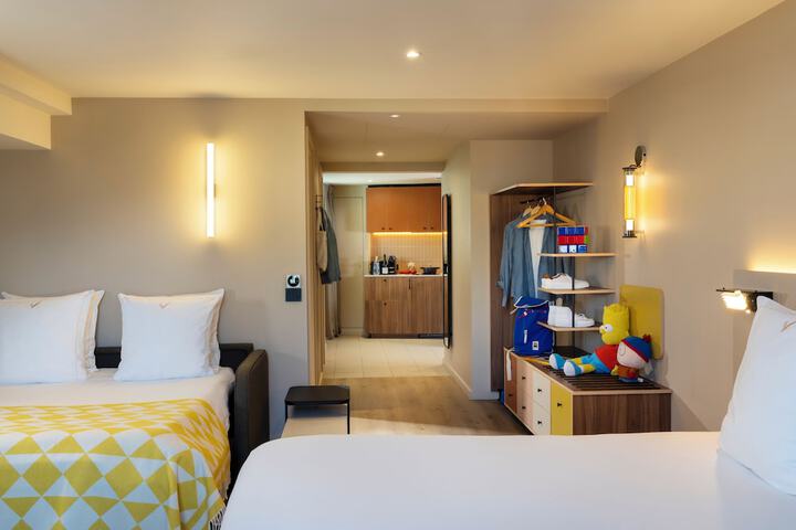 Room 155 of 203