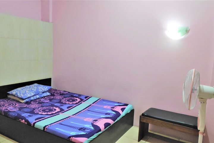 Room 3 of 46