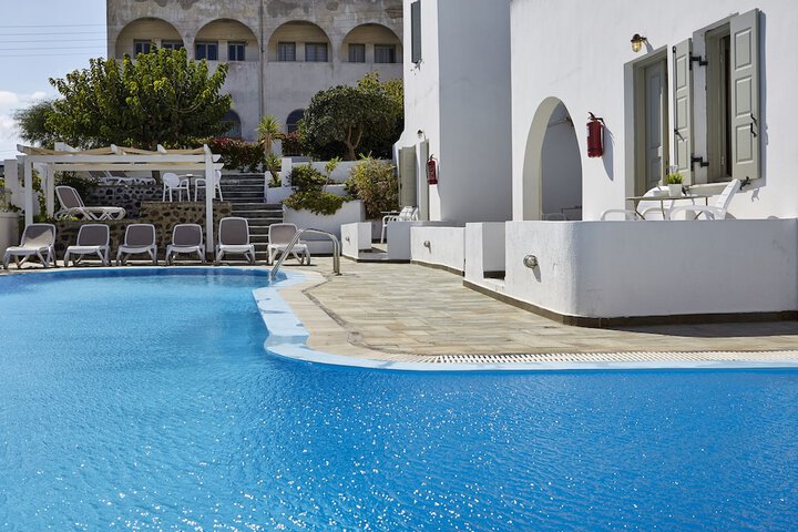 Pool 33 of 59