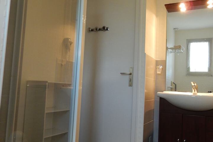 Room 18 of 31