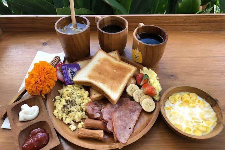 Breakfast/Coffee Service 55 of 73