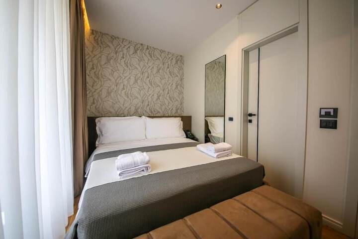 Room 48 of 108