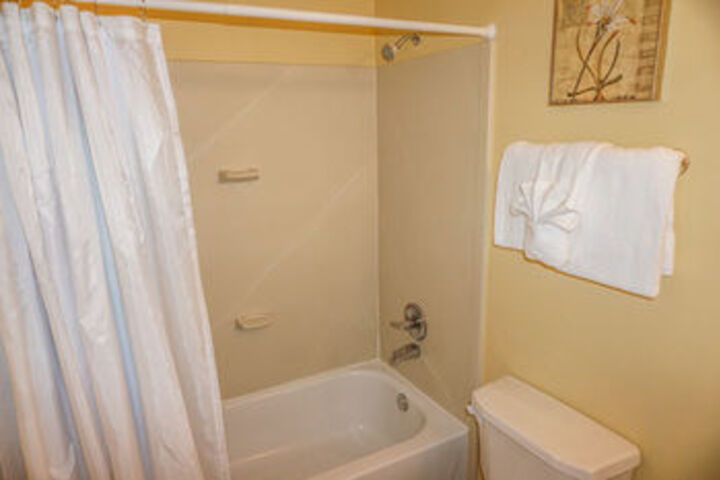 Room 4 of 53