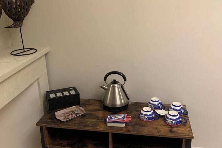 Room 12 of 68