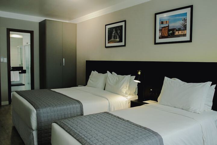 Room 21 of 90