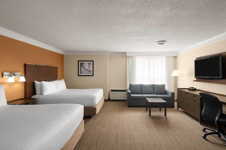 Room 34 of 95