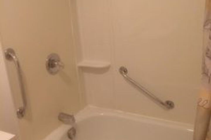 Room 3 of 25