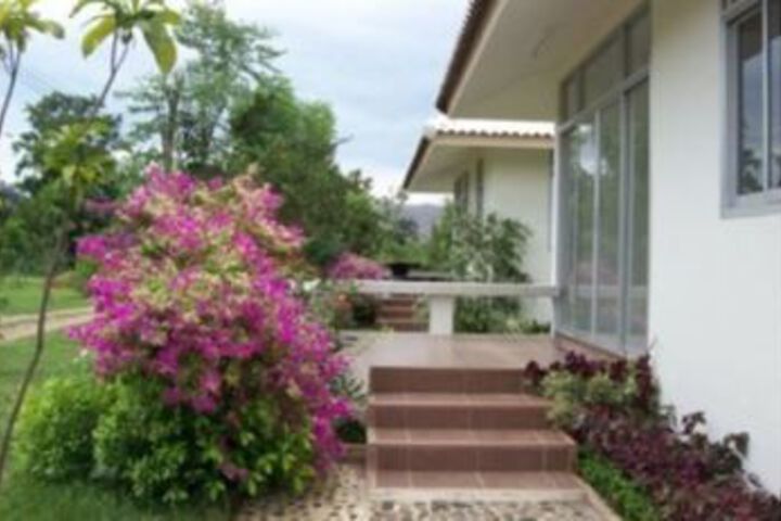 Terrace/Patio 9 of 11
