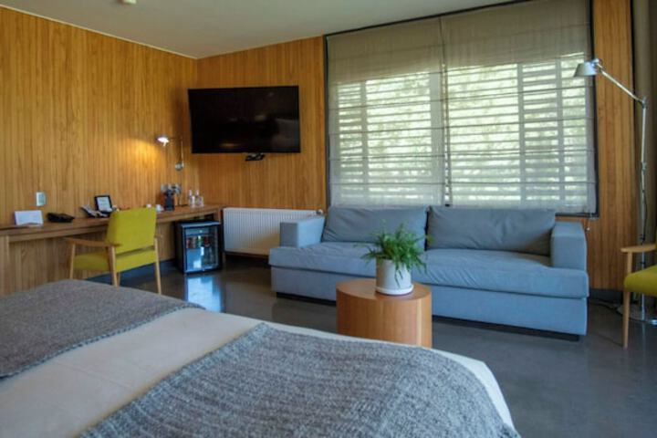 Room 10 of 52