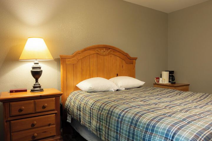 Room 323 of 917