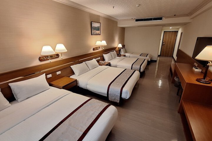 Room 45 of 74