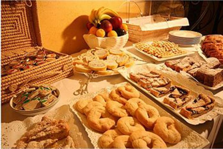 Breakfast/Coffee Service 7 of 29