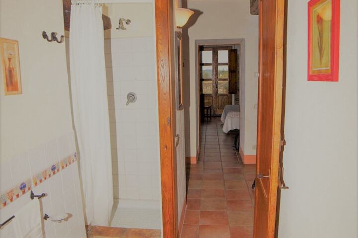 Room 87 of 124