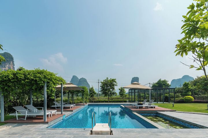 Pool 73 of 184