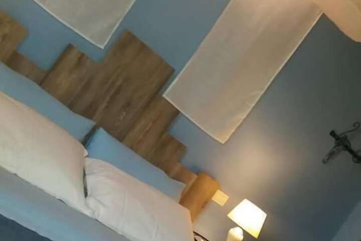 Room 15 of 22