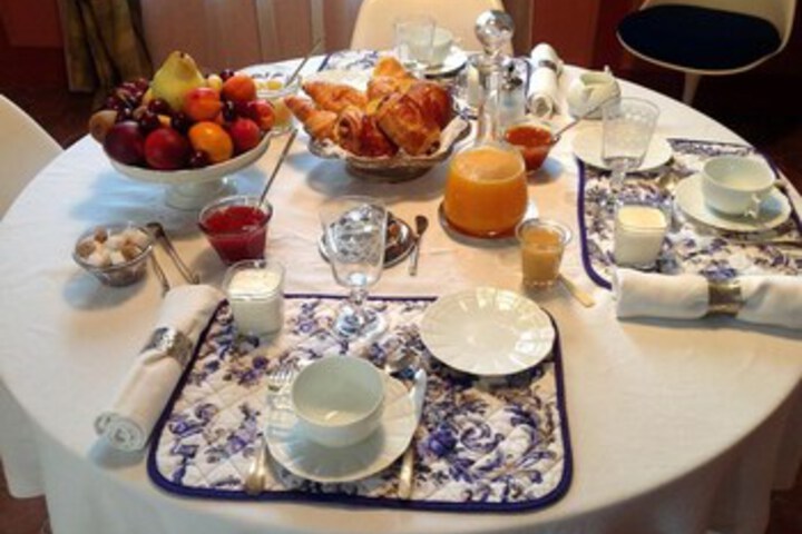 Breakfast/Coffee Service 10 of 34