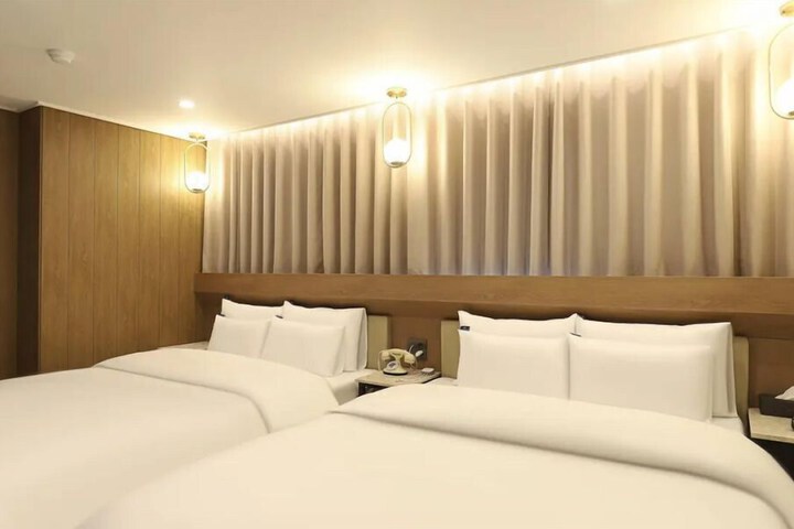 Room 50 of 109