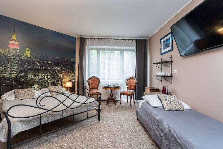 Room 61 of 168