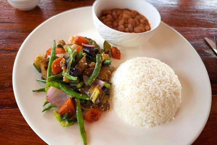 Dining 62 of 97