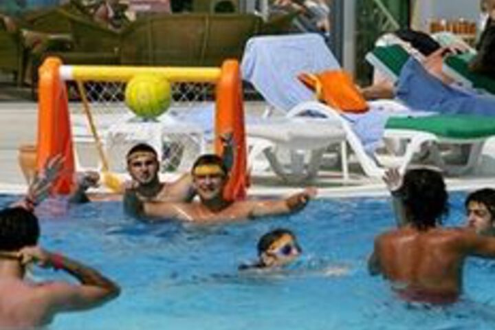 Pool 27 of 40