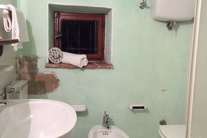 Room 50 of 52