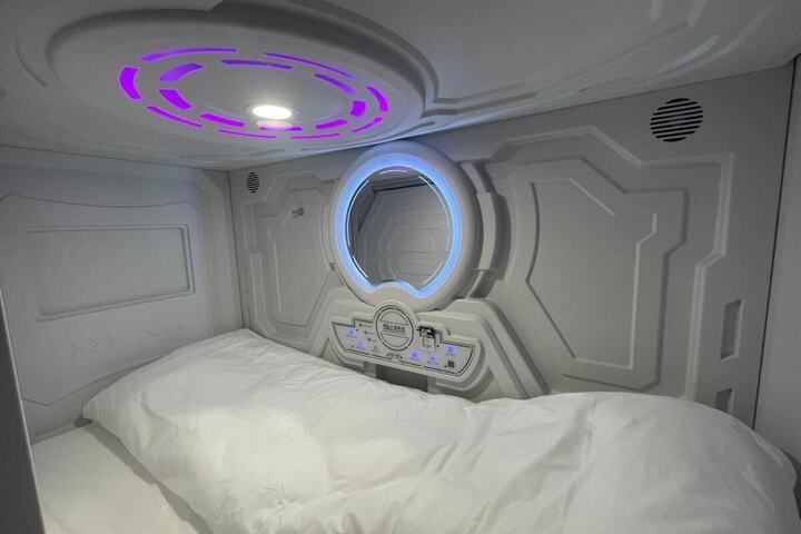 Room 18 of 20