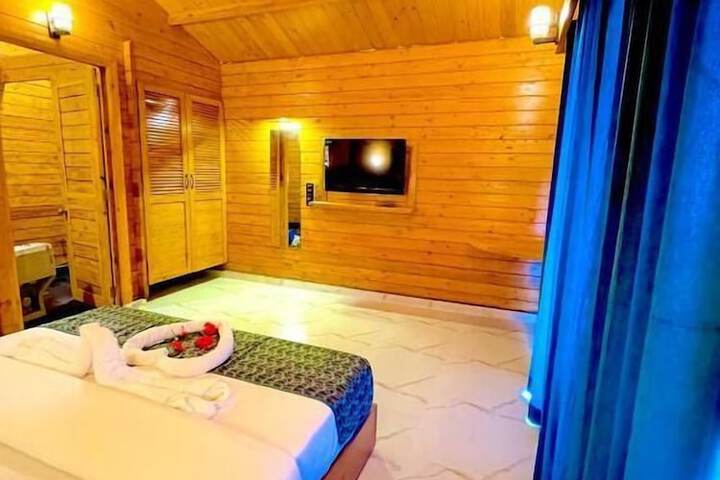 Room 3 of 49