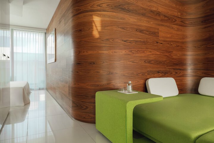 Room 47 of 101