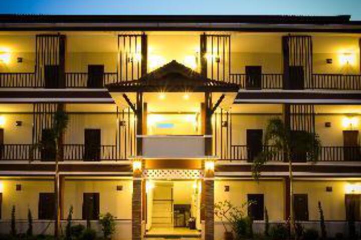 Hotel 10 of 23