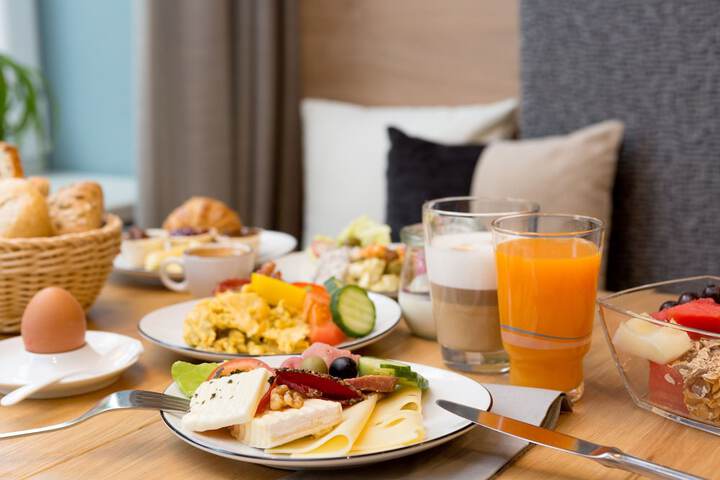 Breakfast meal