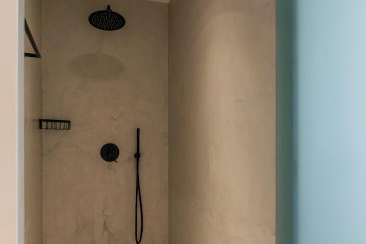 Room 111 of 138