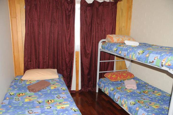 Room 10 of 42