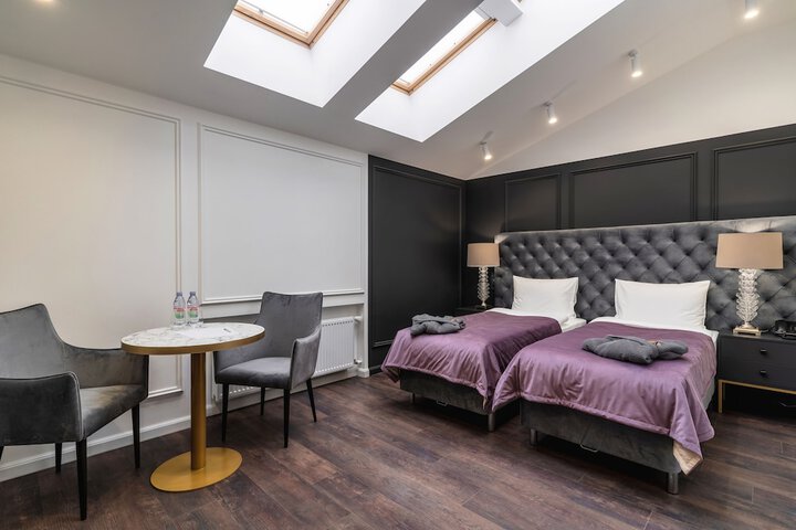 Room 14 of 54