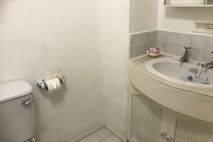 Room 63 of 90