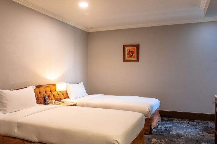 Room 20 of 63