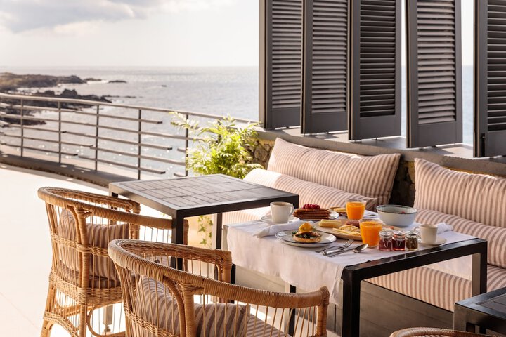 Breakfast/Coffee Service 127 of 144