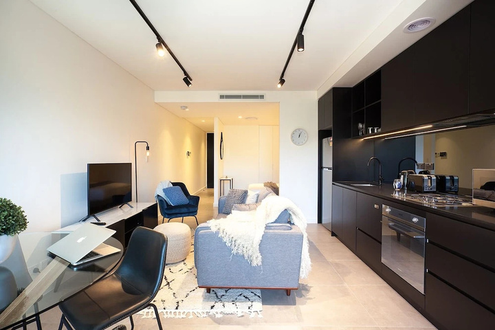 Room 3 of 10