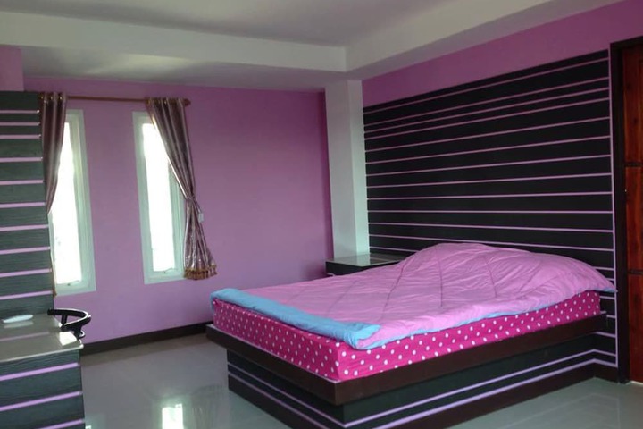 Room 19 of 41