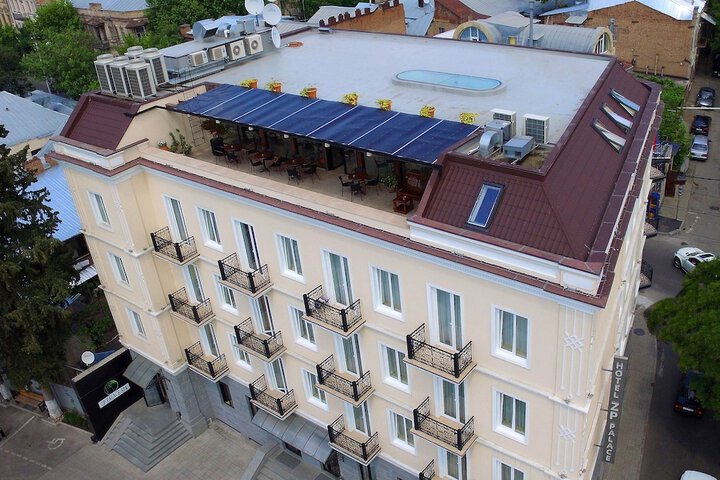 Hotel 41 of 42