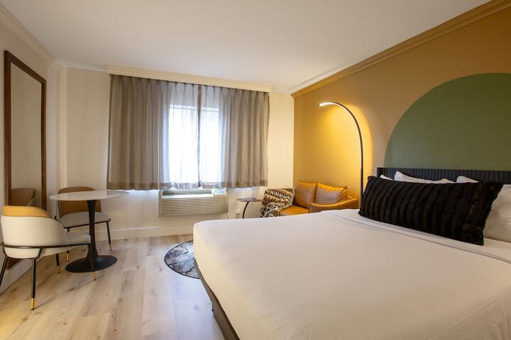 Room 20 of 126