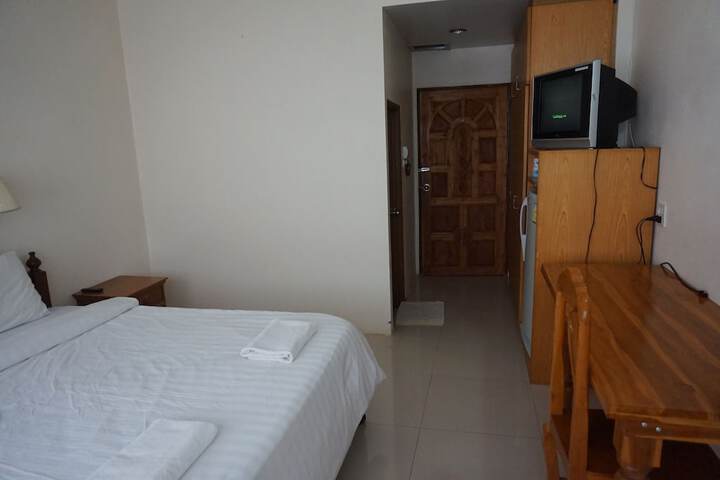 Room 20 of 32
