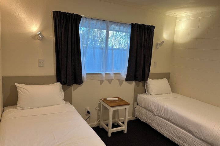 Room 10 of 75