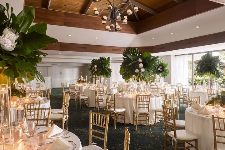 Ballroom/Hall 142 of 185