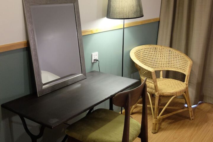 Room 22 of 56