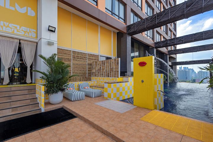 Pool 52 of 83