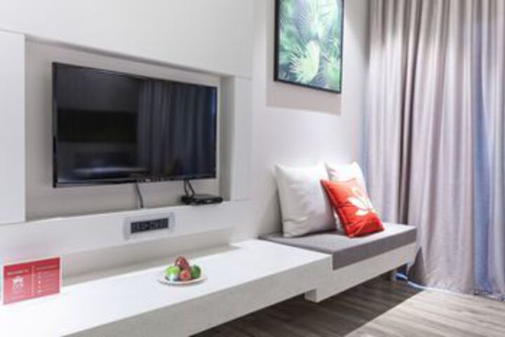 Room 45 of 53