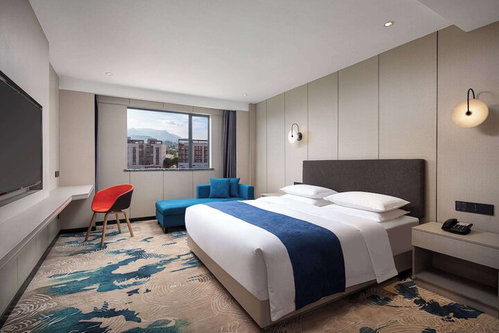 Room 3 of 14